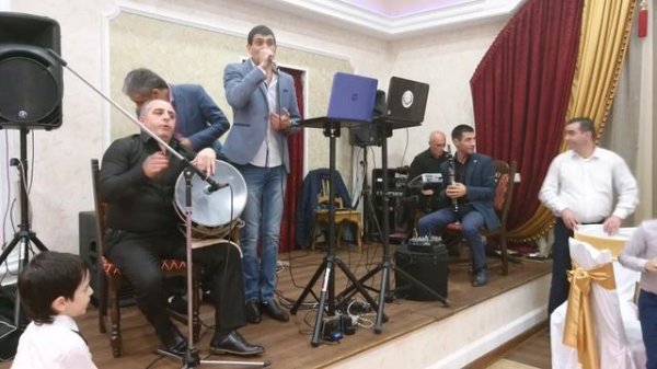 Гарик Аветисян (Певец)-hayr im huysnes(Sharan)2018