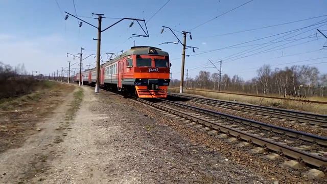 Электропоезд ЭД9Т-0021 сообщением Надеженская — Владивотсок. смотреть онлайн