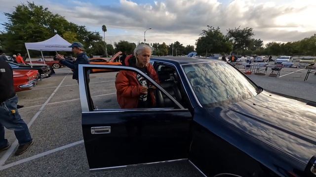 Check out Ady's V12 Toyota Century at Supercar Sunday! Yes a V12 Toyota! смотреть онлайн
