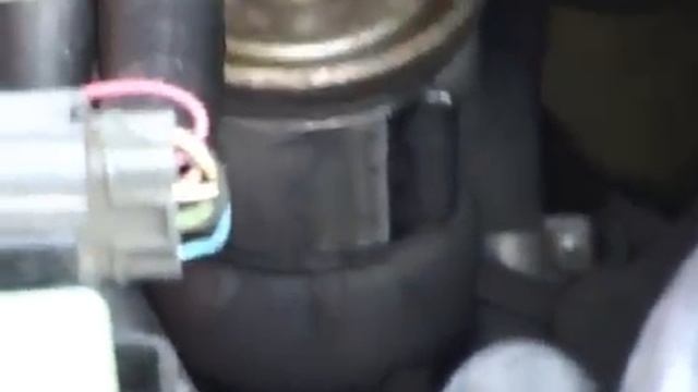 How To: Replace a Fuel Filter смотреть онлайн