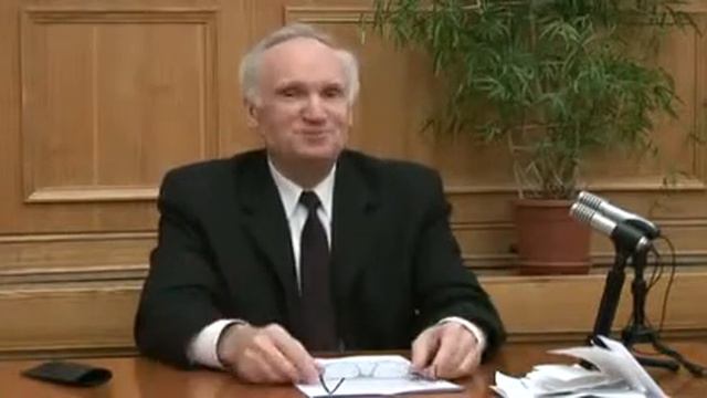 Бог одинаково любит всех и Божью матерь и дьявола смотреть онлайн