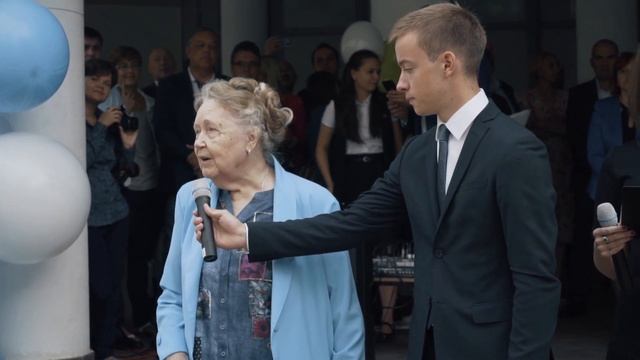 1 сентября - День знаний. Школа 152 (03.09.2018) смотреть онлайн