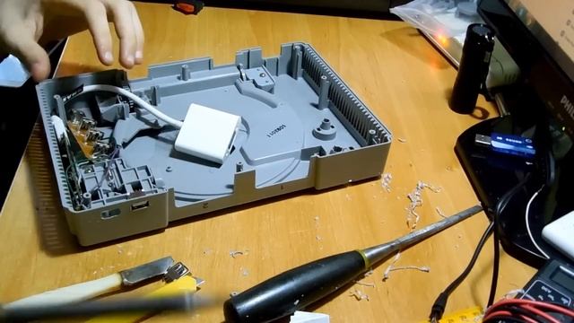 #4 Делаем свою консоль, делаем USB порты и VGA вход смотреть онлайн