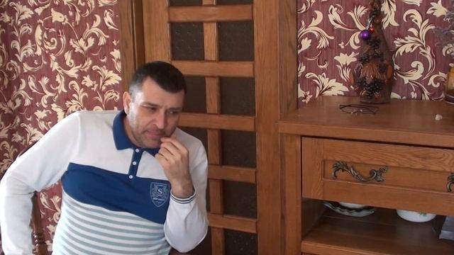 Пчеловодство. Какой улей и породу выбрать начинающему пчеловоду смотреть онлайн