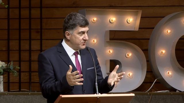 Трансляция богослужения (Троица) 7 июня 2020 г. смотреть онлайн