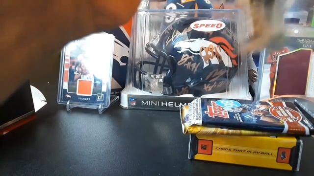 Random Multi Football Card Pack Retail Box Opening - Gems of the Game - Walmart смотреть онлайн