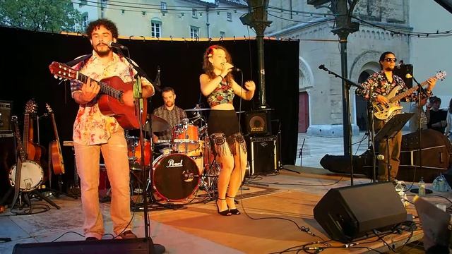 Kaiana Groove : zum zum capoeira смотреть онлайн