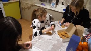 VLOG Настя распаковала Iphone 14 Pro Max. Уезжают с папой