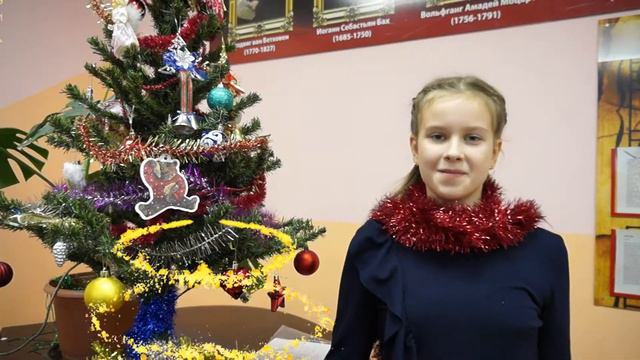 Новогоднее 2021 поздравление учеников 5В класса школа №1 г. Сергиев Посад смотреть онлайн