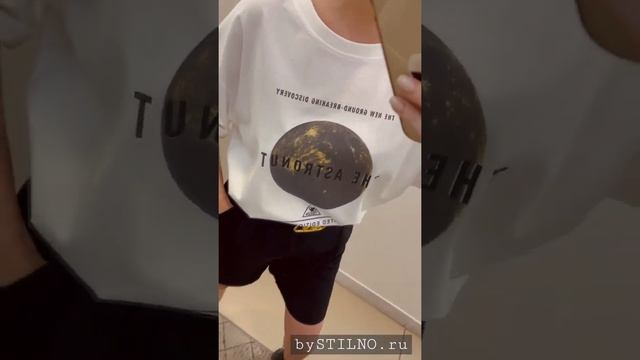 Классические шорты с мужской футболкой смотреть онлайн