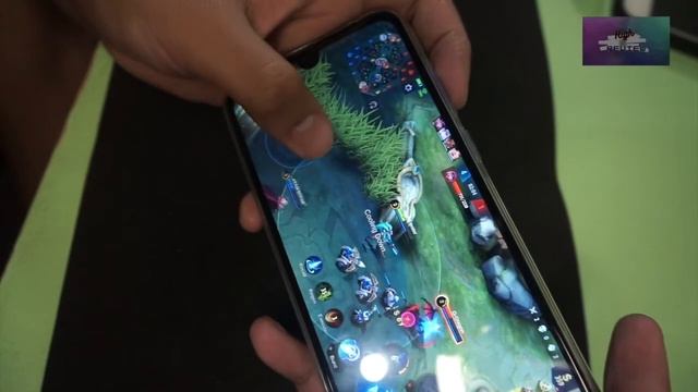 UMIIO X1- Is it better than the THAF? (CHEAP PHONE FROM LAZADA) HAND-ON UNBOXING/REVIEW смотреть онлайн