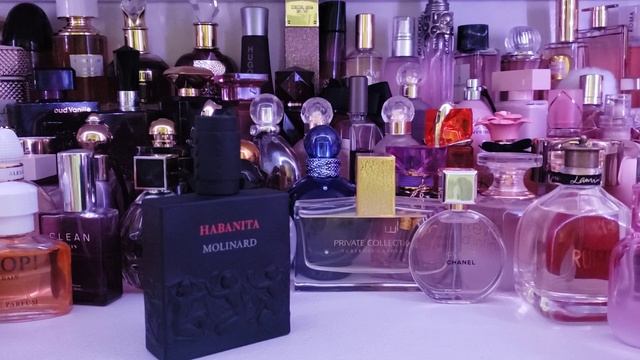 Scent of the Day: Habanita by Molinard, a floral powder bomb смотреть онлайн