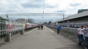 ...как объявляют поезда на Павелецком вокзале Москвы (август, 2016)