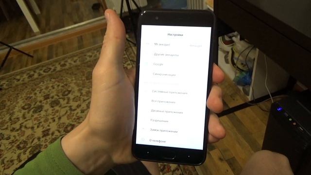 Xiaomi Mi6 - КРАСНЫЙ ЭКРАН ПРИ БЛОКИРОВКЕ, БРАК! смотреть онлайн