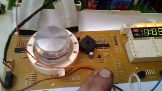 Модуль LG 6870ec9275a-1 включить на столе смотреть онлайн