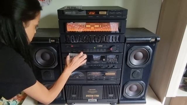 SHARP System 7700 & Elac El 80 смотреть онлайн