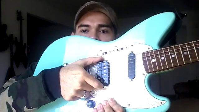 FENDER JAG-STANG DISEÑADA POR KURT COBAIN смотреть онлайн