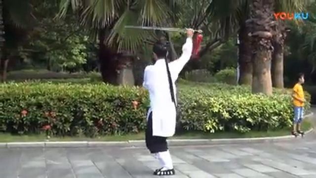 Лун Мэнь Тайцзи Цзянь (Хуан Дун Мэй) 龙门太极剑 (黄冬梅) 24.06.2018 смотреть онлайн