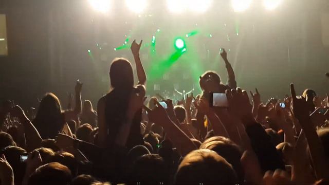 Начало выступления группы Skillet смотреть онлайн
