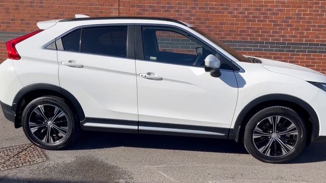 Mitsubishi Eclipse Cross 1.5T 3 CVT Euro 6 (s/s) 5dr смотреть онлайн