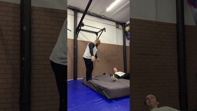 Потому что мы Pandas смотреть онлайн