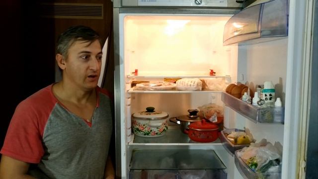 Основные поломки холодильника. Почему слишком намораживает или не морозит? смотреть онлайн