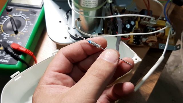 Ремонт хлебопечки REDMONT RBM-1912.