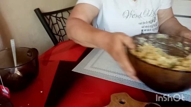 Как живут в русской деревне. Тяпала лук/приболел телёнок /прогулка по селу.... смотреть онлайн