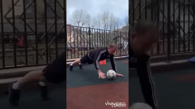 Тренировка от тренера ДФК Жемчужина Сочи. Домашняя тренировка. Тренировка для футболиста. смотреть онлайн