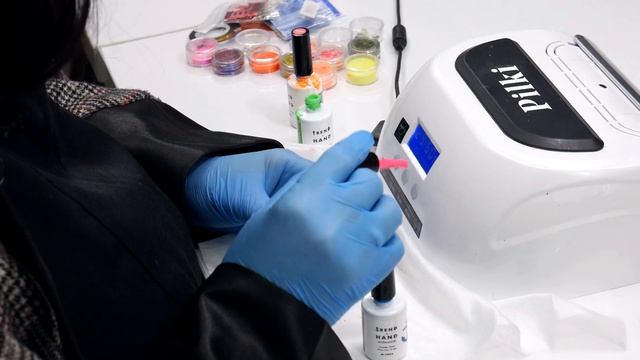 МАНИКЮР ЧУЖИМИ РУКАМИ! ПЛЮС НОГТИ-ТАРАКАНЫ! НОГТИ-ОГОРОД! НОГТИ-МЛАДЕНЕЦ! НОГТИ-ГОЛОВЫ! смотреть онлайн