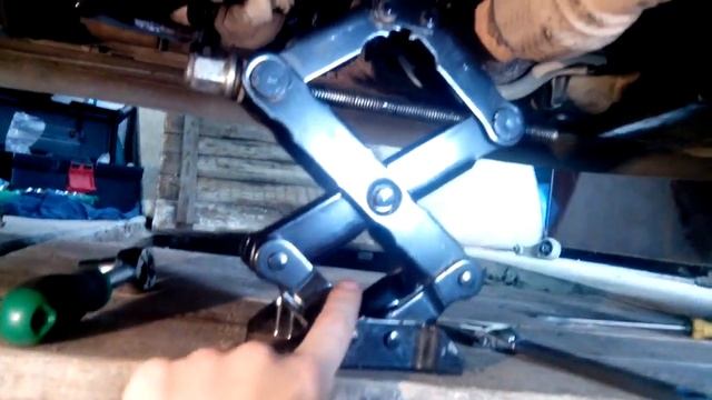 Замена Опоры Двигателя причины Вибрации Кузова Руля КПП Renault Clio Symbol Kangoo смотреть онлайн