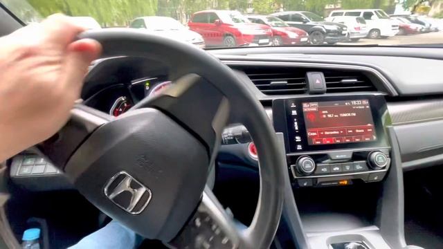 Honda Civic X Sport Touring смотреть онлайн