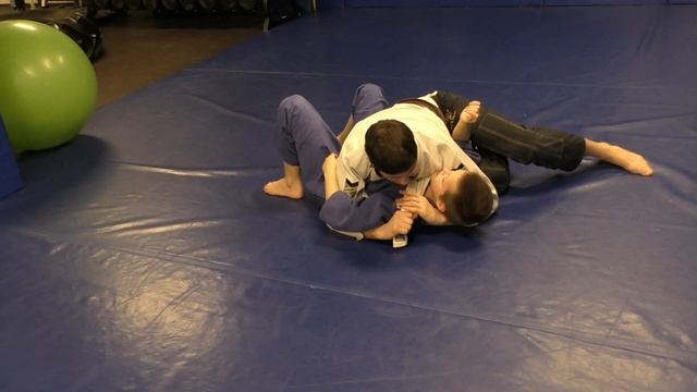 Коричневый пояс по БЖЖ: мой любимый удушающий/BJJ Brown Belt: My Favorite Choke