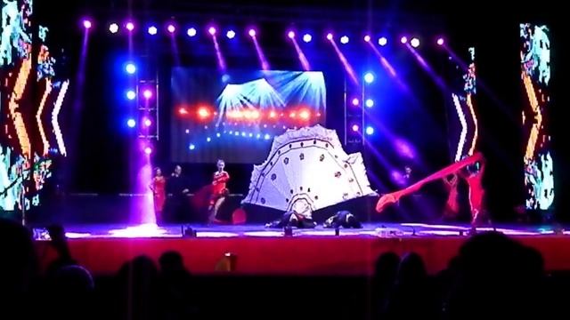 Танец "Испания" 1 версия с веером, ансамбль "Орлёнок", г. Днепр, май 2019. Spanish dance, Ukraine смотреть онлайн