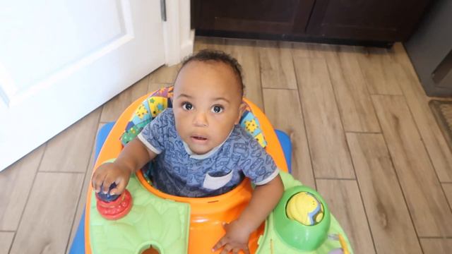 DIY BABY SENSORY PLAY - SENSORY BOTTLES | Krafts With Kai [EP 1] смотреть онлайн