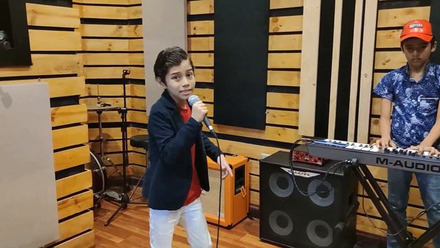 🇪🎻🎤🎹#Bailalo con la prueba de sonido (EN VIVO) en #HmStudio... смотреть онлайн