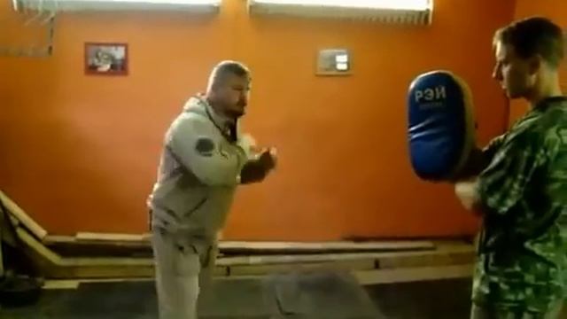 Удары "С крыла", "Макаронина", "Торец" смотреть онлайн