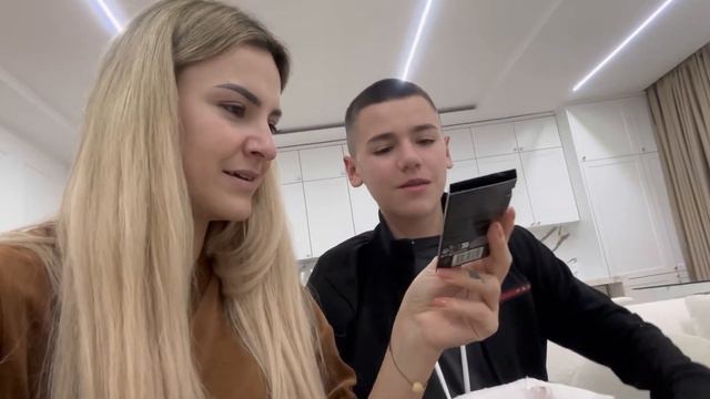 Perfunduam me allçi 🙁 …. //Vlog// Dezi Lami смотреть онлайн