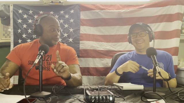 Ep 33: Police Academy Training Tips & Tricks | How to pass the physical Fitness test | Cop Secrets смотреть онлайн