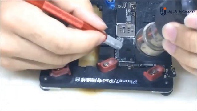 How to Remove iPhone A10 CPU and Clean the Glue смотреть онлайн