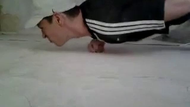 Толкание стены