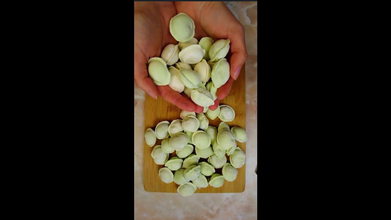 Не варите пельмени просто в воде! Так мало кто готовит, а зря! Рецепт бомба! смотреть онлайн