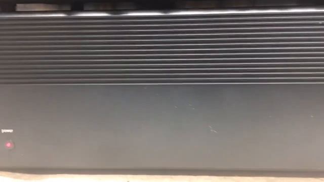 Adcom GFA-545 Amplifier смотреть онлайн