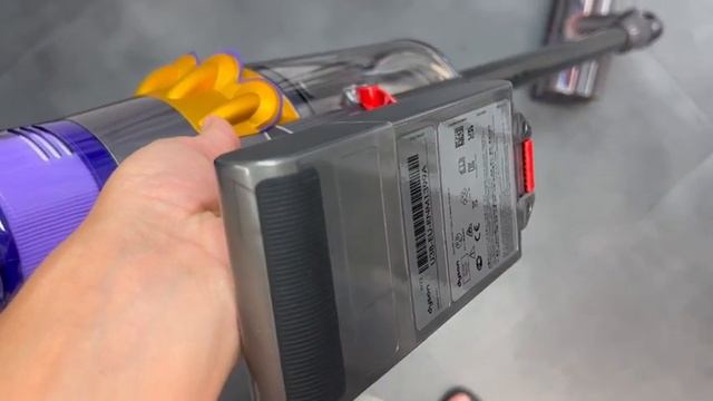 What They're Not Telling You About The Dyson V15 Detect Cordless Vacuum смотреть онлайн