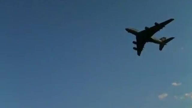 A380 starting at Stuttgart Airport смотреть онлайн
