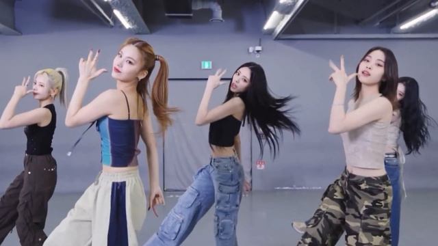 CAKE-ITZY | Dance Practice | Mirrored | 1080p смотреть онлайн
