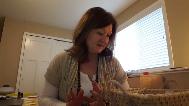 Essential Oils 101 Uses for Lavender Lemon & Peppermint RSVP Giveaway Winner смотреть онлайн