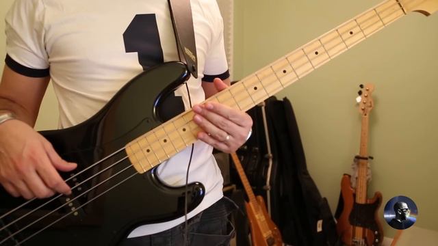 Pink Floyd - Young Lust | Bass Cover смотреть онлайн