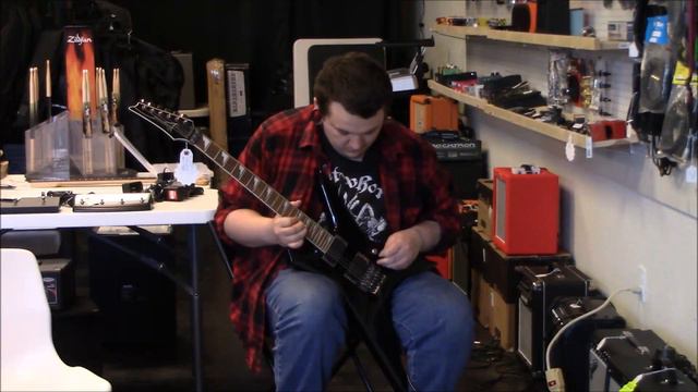 Hanging at the New Shop playing Xiphos XPT700 thru Line 6 Spider IV смотреть онлайн
