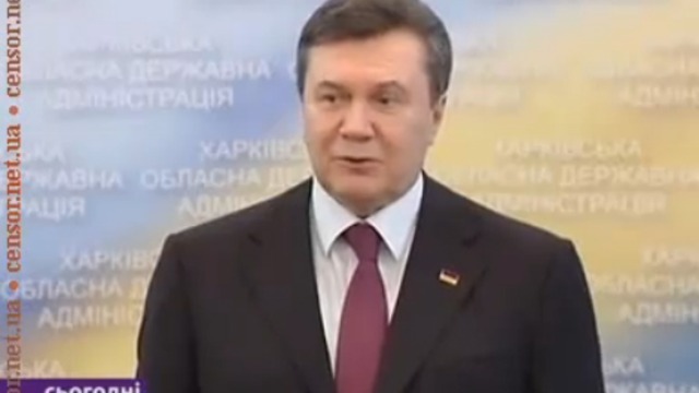 Янукович не смог запомнить название космодрома в Бразилии смотреть онлайн